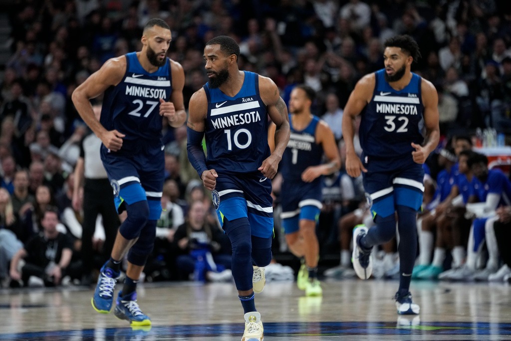 Timberwolves Scrape Into Playoffs Face Daunting Suns Challenge 2